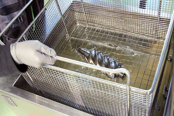 FOR CLEAN F Ultraschallbad – Maschinenteilreinigung